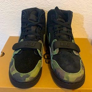 Never worn AIR JORDAN LEGACY 312